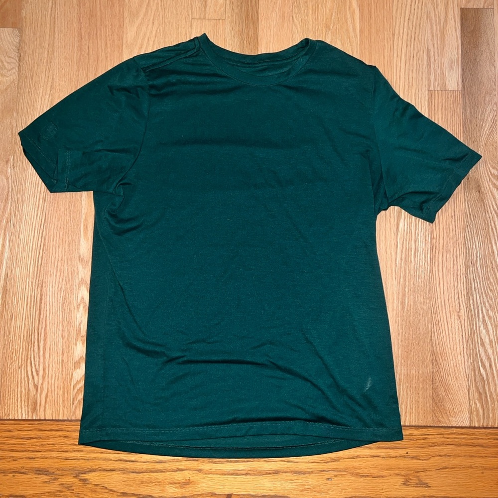 Men's Medium Vuori Strato Tech T-Shirt - Grass Green